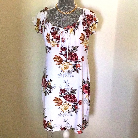 J for Justify Dresses & Skirts - Cute Floral Summer Dress sz XL